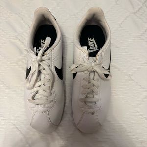 Nike Cortez shoes size 9 womens